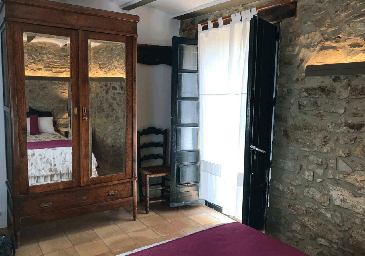 Cal Carreter Guest House Mieres  Eksteriør bilde