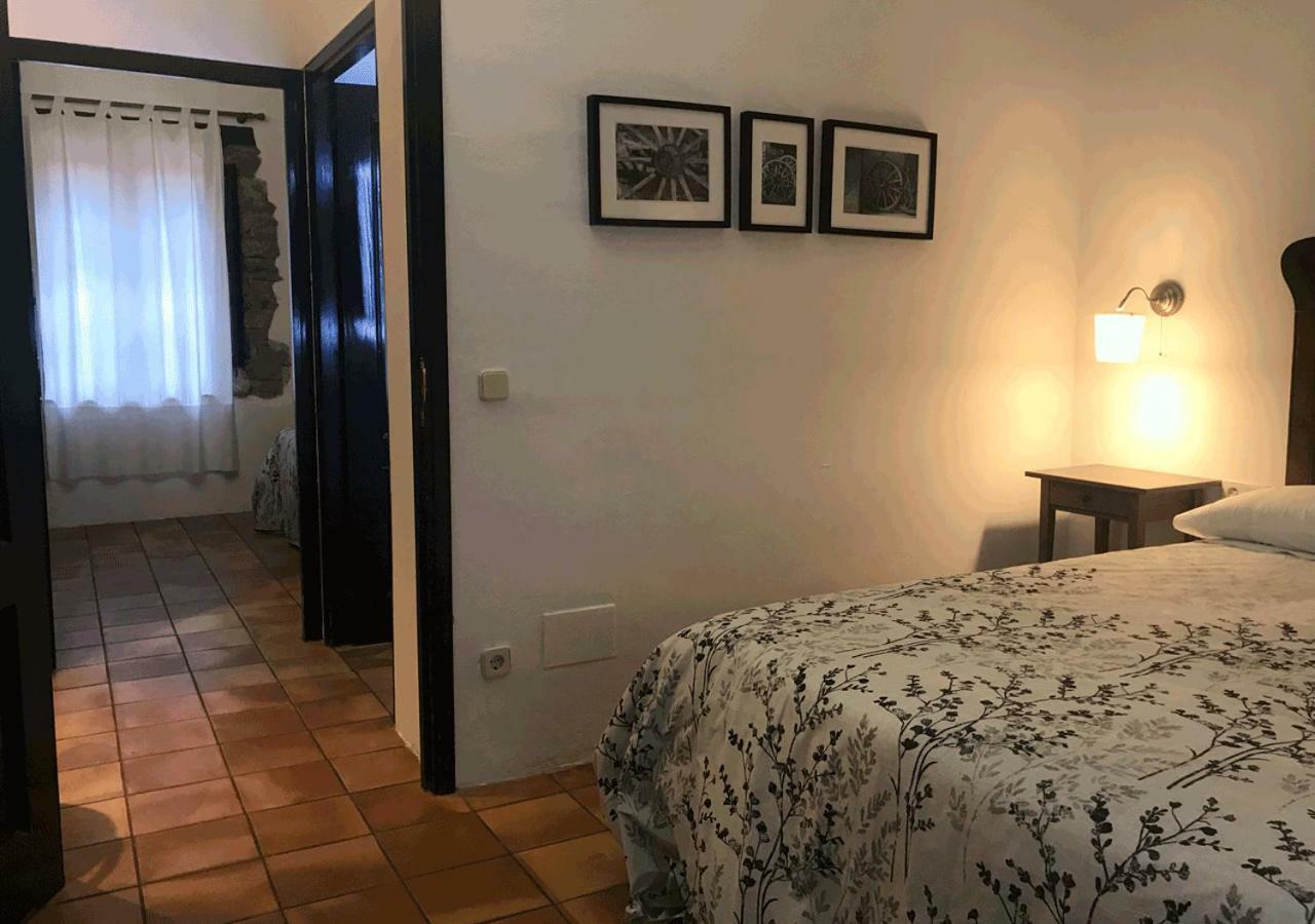 Cal Carreter Guest House Mieres  Eksteriør bilde